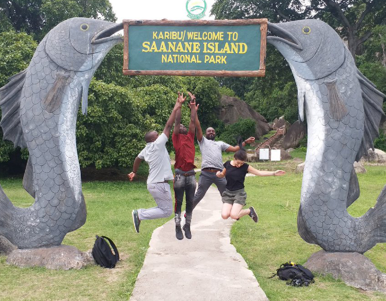 Experience Day Trip Saanane Island